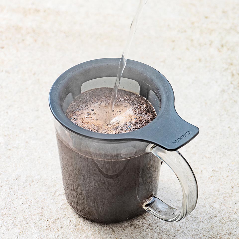 Tasse en verre avec filtre à café